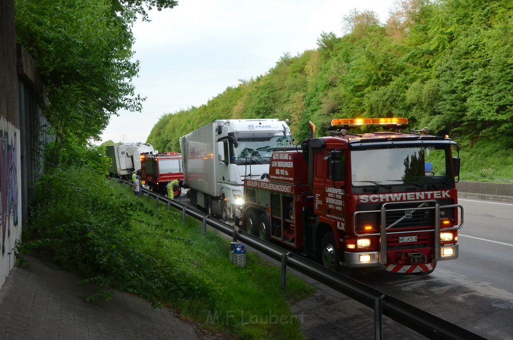 Wieder schwerer VU A 1 Rich Saarbruecken vorm AK Leverkusen P2586.JPG - Miklos Laubert